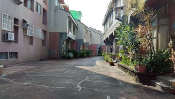 彰化百萬夜景地球村景觀大四房平車｜彰化縣彰化市彰南路二段