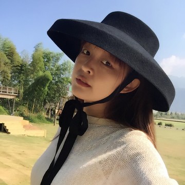 CM小眾定制赫本度假帽子女攝影旅拍寫真復古優雅秋冬寬檐羊毛呢帽1入