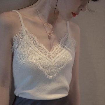 白色法式蕾絲吊帶背心女內搭高級感小個子v領打底針織上衣春秋