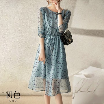 初色  小鳥印花透紗束腰繫帶連身洋裝-灰藍色-60486(M-XL可選)