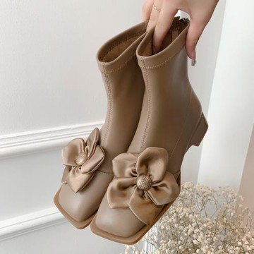 甜酷設計感小眾花朵方頭粗跟短靴