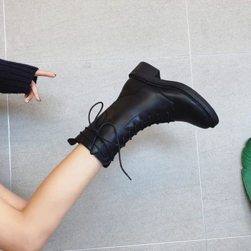 馬丁靴子女2025年新款英倫風騎士靴瘦瘦靴中筒靴短靴子女春秋單靴