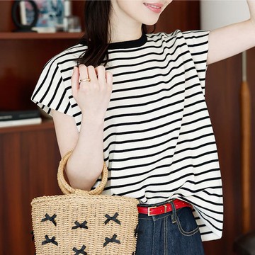 日本 Kobe Lettuce - 立領顯瘦剪裁法式袖上衣-奶油x黑條紋