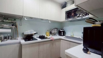 《看屋找信實》大里-櫻花LV五房平車頂樓帝王戶｜台中市大里區中湖路