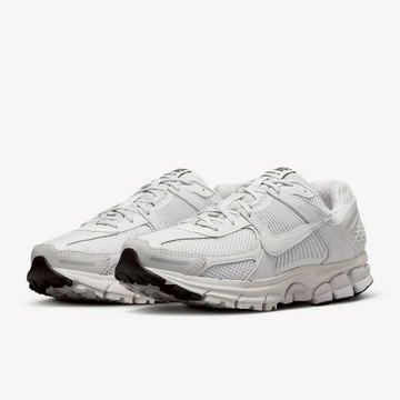 S.G NIKE W ZOOM VOMERO 5 FQ7079-100 女 休閒 運動鞋 白米灰