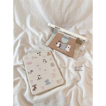 卡通蝴蝶結小動物適用iPadmini7保護殼360旋轉支架iPad Air6帶筆槽11英寸10.2新款2024ipadPro13平板套10.9寸