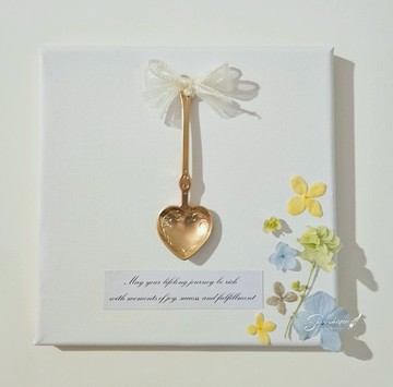 Sheer Whisper_永生花無框畫/畫布花/紀念物/寶寶紀念/新生祝福