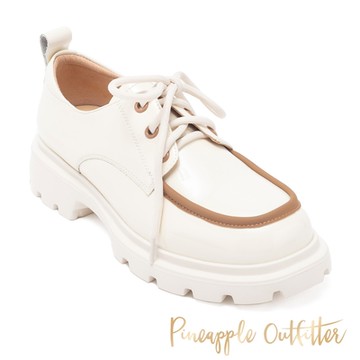 Pineapple Outfitter- MARVOLO 真皮綁帶低跟樂福鞋-白色