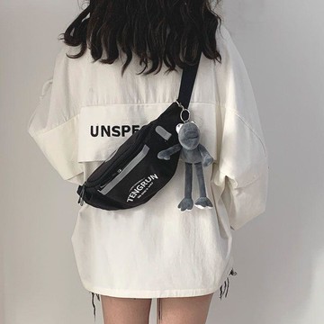 熱銷🏆ins潮牌反光斜挎包工裝風單肩小揹包簡約原宿帆布女胸包運動腰包背包 時尚挎包 雙肩包 單肩包 斜挎包 胸前包
