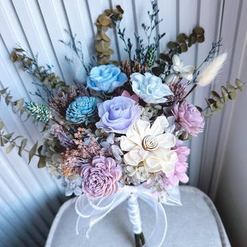 永生捧花-藍紫色。新娘捧花。婚紗捧花。登記捧花。結婚。婚禮
