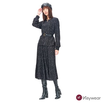 KeyWear奇威名品 大小波點百褶中長裙-黑色
