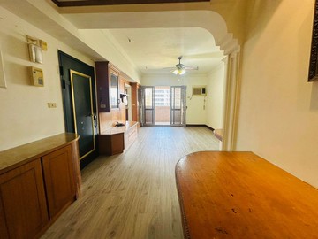 漢神／生態園區捷運｜博愛旭城｜４房機上車位｜高雄市左營區孟子路