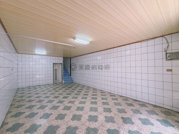 龍潭行政園區旁、成功路巷內、超優機能透天厝｜桃園市龍潭區成功路
