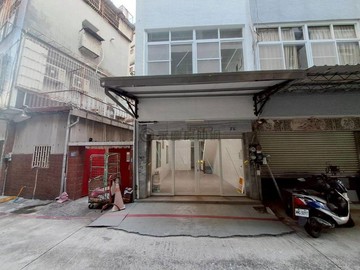 新興區邊間透天｜大坪數開放空間｜捷運商圈黃金店住｜高雄市新興區同愛街
