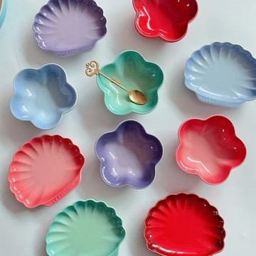 法國LE同款彩色餐具陶瓷不規則花朵點心碗貝殼碟小吃小菜調料碟子