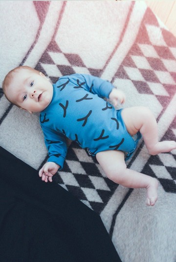 Moi Kids 冰島有機棉童裝包屁衣新生兒至18M藍色