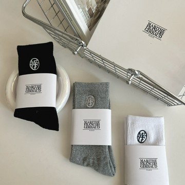 【FJstore】韓國代購 MARITHE MFG 刺繡 襪子禮盒 三件組 長襪 中筒襪