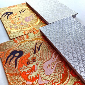 「龍紋～紫色」金襴織物御朱印帳 B6 大尺寸 龍 龍紋 龍神 龍之丸 鱗紋 橘色 金襴織物 御朱印帳 桐生織物