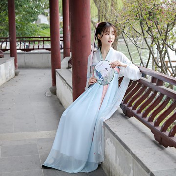 上市年古裝刺繡夏季套裝仙女話劇演出改良漢服爆款普通裝女1入