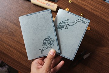 聖誕禮物獅子山護照皮套 / 人像畫護照本 / 顏似繪