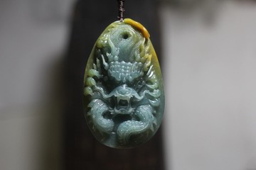 【客製款】天然翡翠 龍行天下 龍牌   大氣掛件 中國生肖龍 吊墜