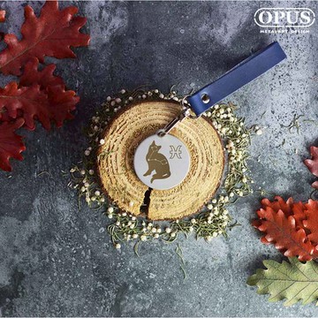 OPUS東齊金工｜不鏽鋼鑰匙圈吊飾《當貓咪變身雙魚座》金屬圓牌皮飾扣環 時尚配件 12星座匙扣 KE-st03