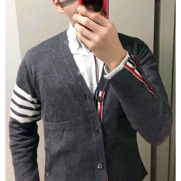Misa-The marble factory TB三條杠 學院風4扣短羊絨開衫男女同款