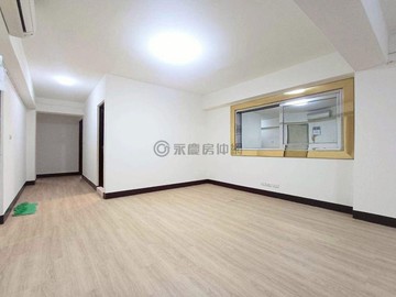 左營巨蛋商圈稀有釋出華廈美三房｜高雄市左營區新上街