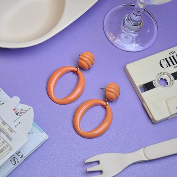 粉橘可愛圈圈耳環/ 壓克力耳環