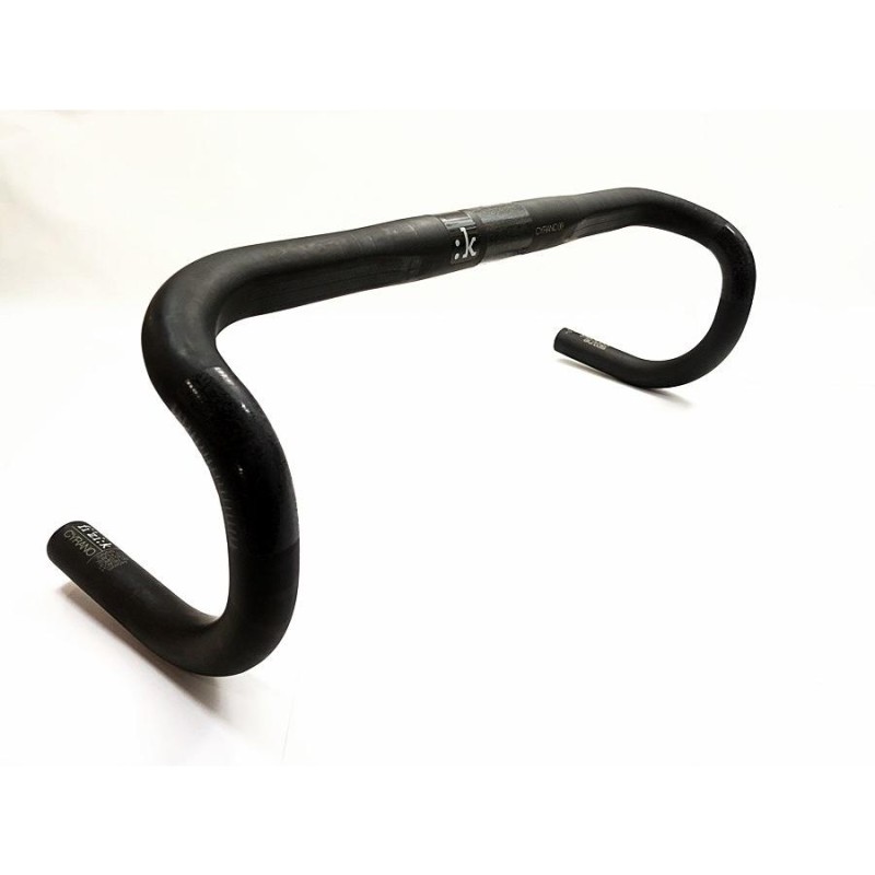 フィジーク CYRANO00 SNAKE 400mmカーボンハンドル フィジーク CYRANO00 SNAKE 400mmカーボンハンドル フィジーク