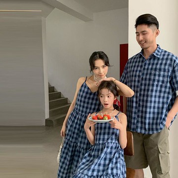 加價購超划算✨ 韓版短袖襯衫 親子裝 一家三口 藍白格紋 夏季 森系 吊帶家庭裝 情侶裝 家庭服