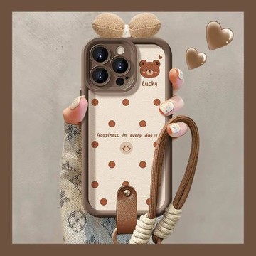天眼小羊皮笑臉小熊適用蘋果16promax手機殼彩繪新款iphone15pro卡通創意14高級感女13蝴蝶結12硅膠16防摔套