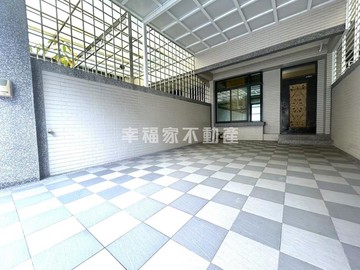 永大時尚近UNIQLO自強商圈孝親雙車墅｜台南市永康區自強路