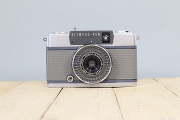 【功能齊全】老底片相機 OLYMPUS PEN EE-2 S/N3518352 p093