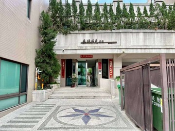 十期中國醫公園宅惠宇富山居三房+平車｜台中市北屯區軍福七路