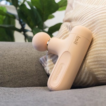 【微瑕出清】嬌小力士 Mini 口袋按摩槍 - 輕量好持、低噪運