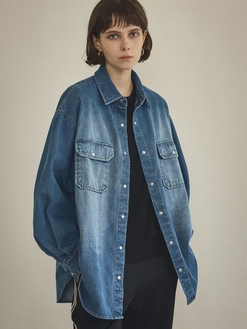 A3502 Two-Pocket Denim Shirt