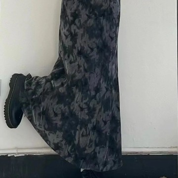 💘給你們甜甜價💘韓版秋冬半身裙 美拉德復古高腰顯瘦a字裙 a字長裙 小個子傘裙設計感 高級感 鬆緊腰大碼黑色中式扎染