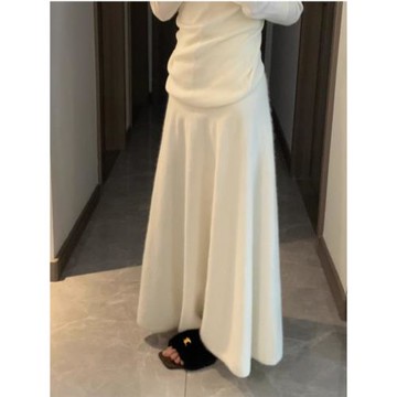 白色浣熊絨羊毛半身裙女2025新款秋冬加厚針織半裙垂感慵懶魚尾裙