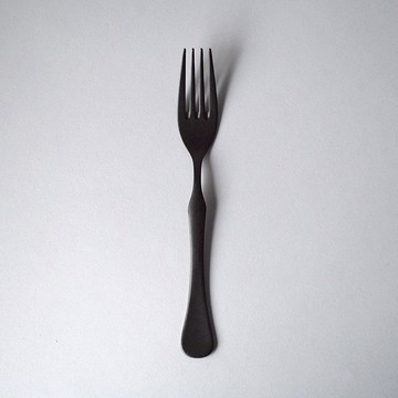 日製波浪曲線不鏽鋼餐叉-2入 摩登黑