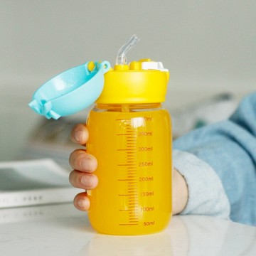 韓版卡通兒童玻璃杯小學生便攜吸管杯可愛寶寶外出帶杯套喝水杯子