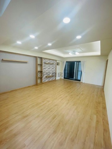 太平賢伉儷三房採光戶｜台中市太平區東村八街