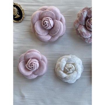 人間富貴花~粉色系小香風山茶花胸針浪漫復古別針高級感領花配飾