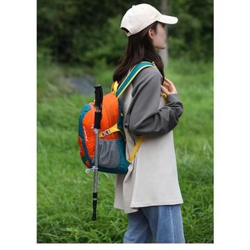 戶外旅行雙肩包女新款登山包兒童春游小背包輕便多功能運動騎行包