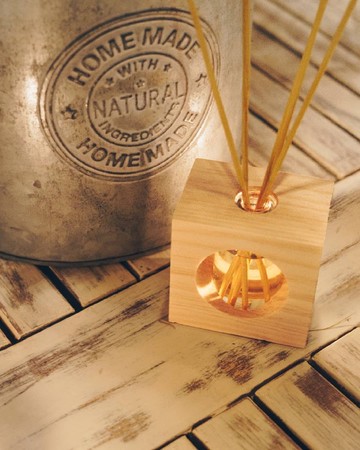 西班牙 CRISTALINAS 小方框植萃香氛  室內擴香 (30ML) - 香草