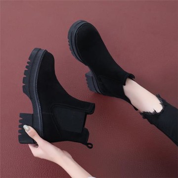 麗琳爾2024新款秋季黑色百搭絨面厚底粗跟高跟短靴女防水臺馬丁靴