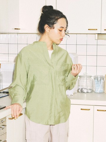 光澤感雙口袋鍛面長袖襯衫上衣(1L21L0A0200) - earth music&ecology