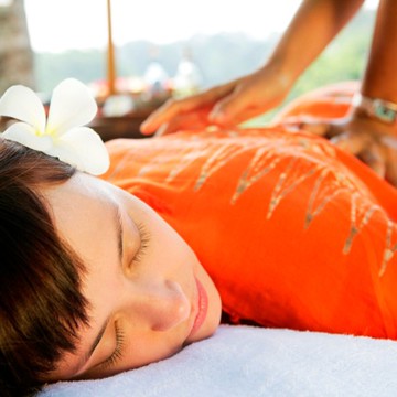 【台北 | 泰式按摩舒壓】皇家東方泰SPA會館 | 皇家經典 SPA 舒壓 100 分鐘