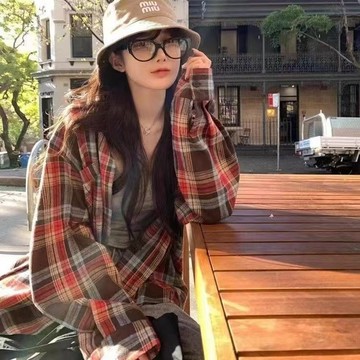 台灣出貨 美拉德復古格子撞色長袖襯衫女早春新款設計感小衆寬鬆外套 長袖襯衫 寬鬆顯瘦上衣 襯衫外套 防曬長袖