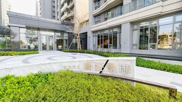 近好市多6962御景莊園三房視野採光電動車位｜台中市潭子區僑興一街